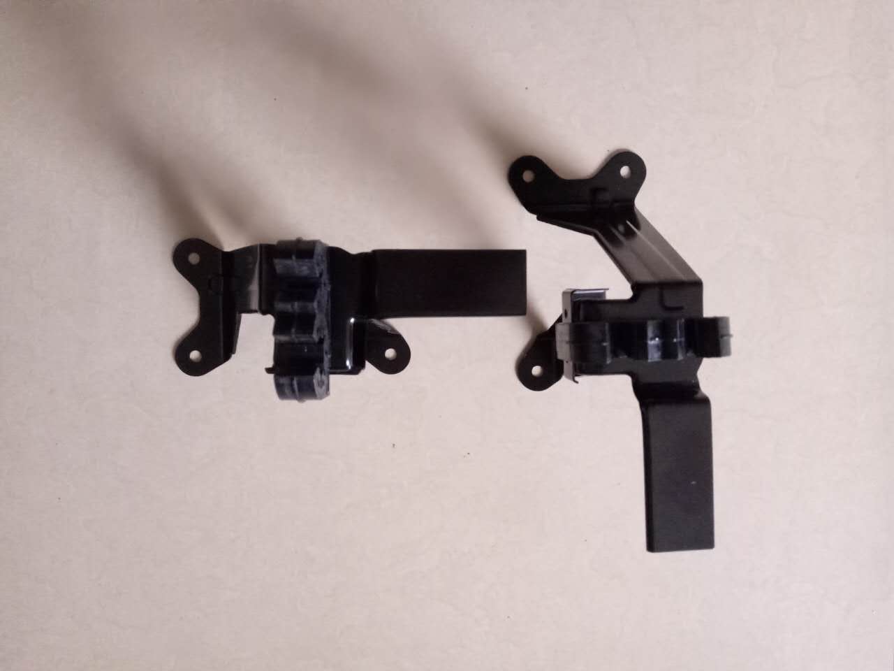 SAH-制冷管路支架總成